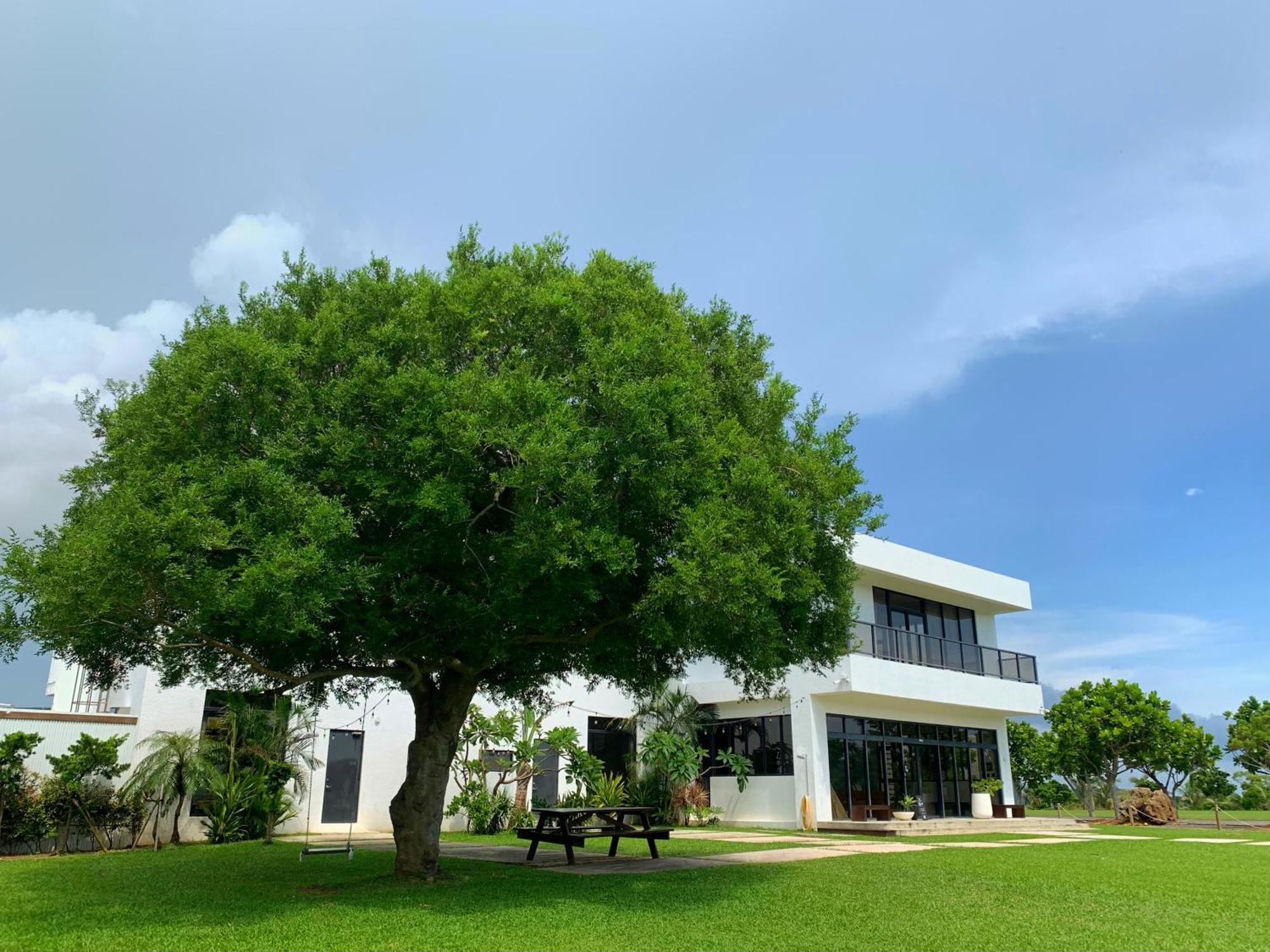 Still Hills Inn Heng-ch'un Exterior foto